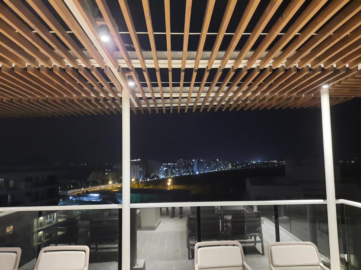 Dominique Cartagena, Beautiful 2 Bedroom Apartment Eksteriør bilde